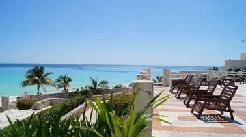 Solymar Cancun Beach Resort