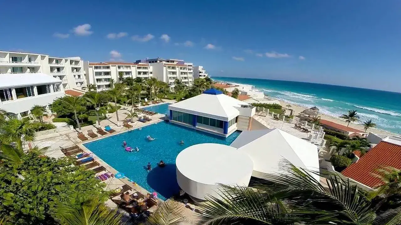 Solymar Cancun Beach Resort