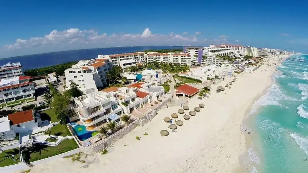 Solymar Cancun Beach Resort