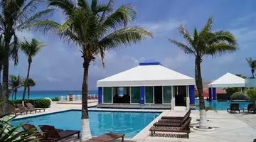 Solymar Cancun Beach Resort