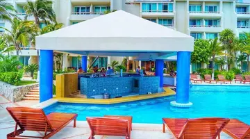Solymar Cancun Beach Resort