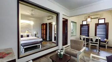 Sonesta Inns
