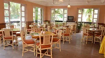Sonesta Inns