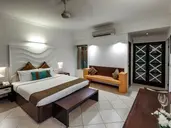 Sonesta Inns
