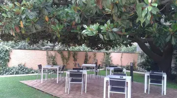 SORRABONA HOTEL