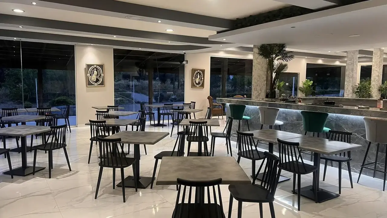 Sotirakis Hotel