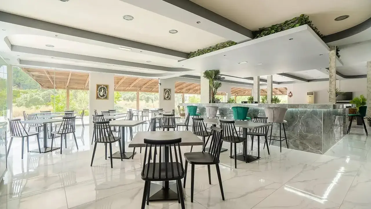 Sotirakis Hotel