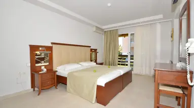 Sousouras Holiday Resort