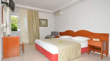 Sousouras Holiday Resort