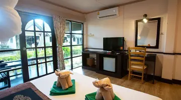 Southern Lanta Resort