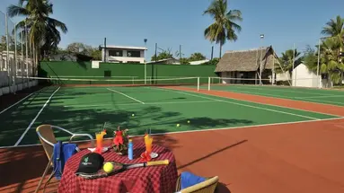 Southern Palms Beach Resort****