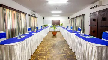 Southern Palms Beach Resort