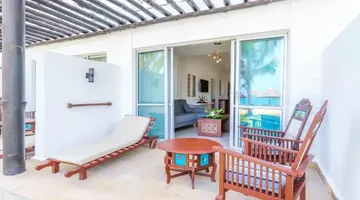 Southern Palms Beach Resort****