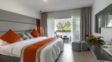 SOUTHERN PALMS BEACH RESORT