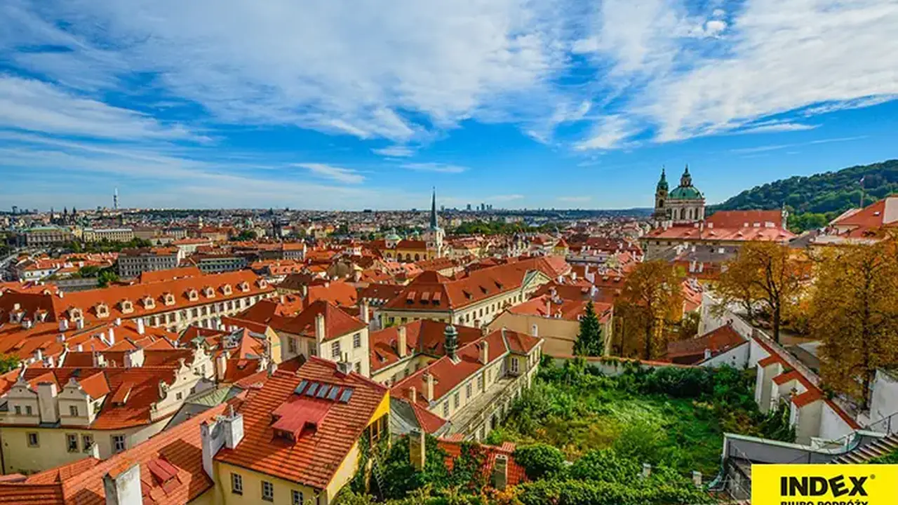 Spacerem po Pradze - nocleg w hotelu***/penzionie*** HB