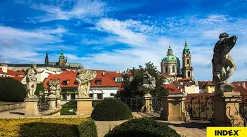 Spacerem po Pradze - nocleg w hotelu***/penzionie*** HB