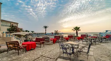 Sphinx Aqua Park Beach Resort
