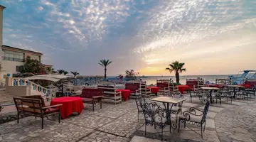 Sphinx Aqua Park Beach Resort