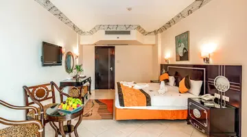 Sphinx Aqua Park Beach Resort