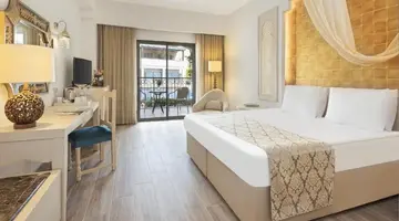 SPICE HOTEL & SPA