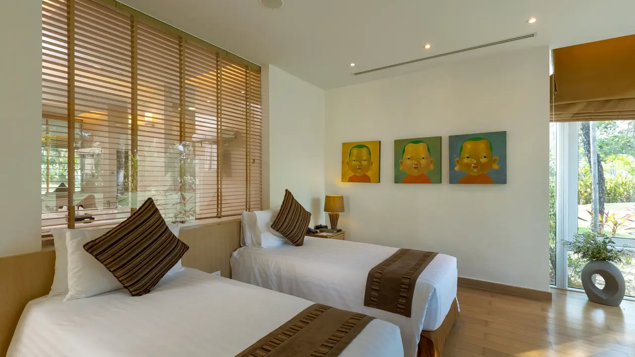 SPLASH BEACH RESORT (ex. GRAND WEST SANDS)