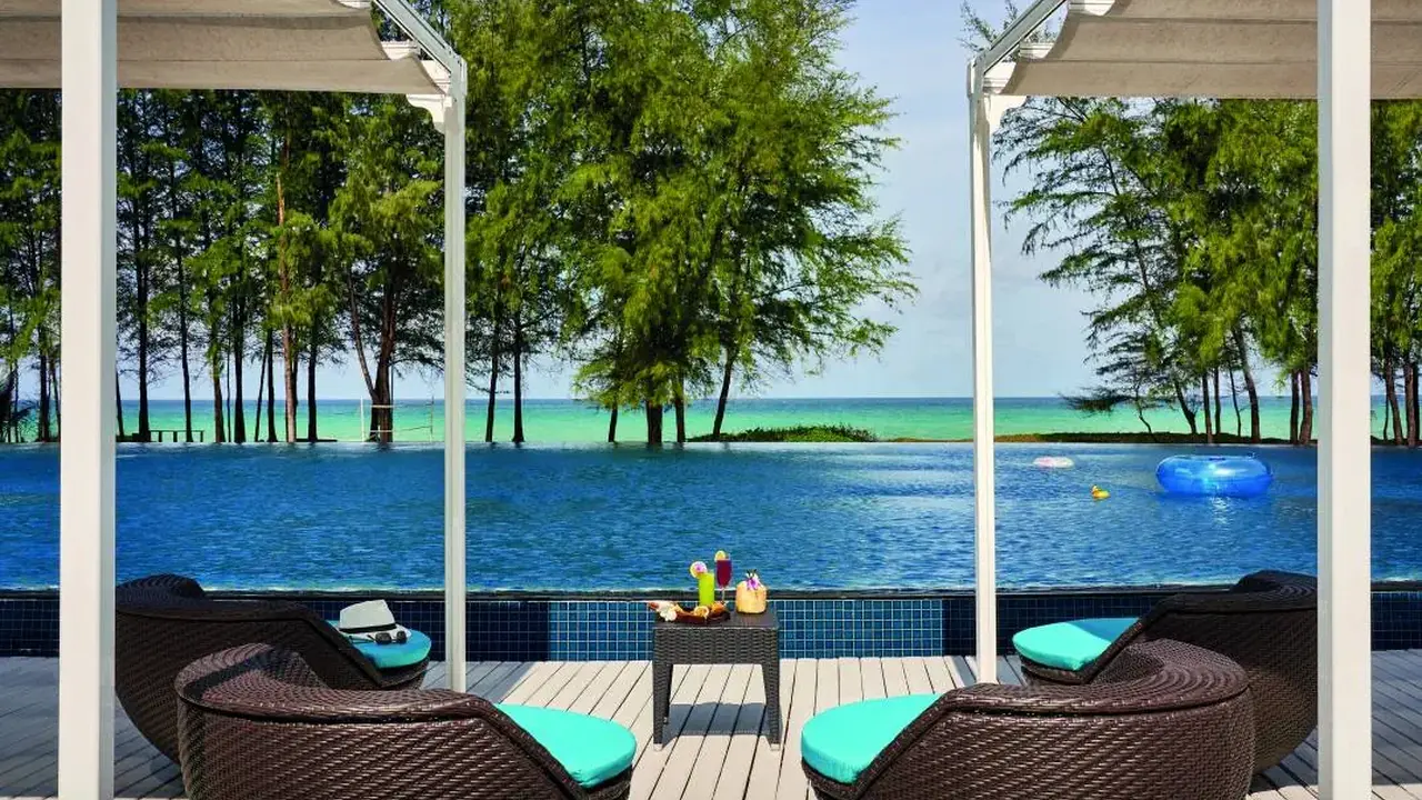 SPLASH BEACH RESORT (ex. GRAND WEST SANDS)