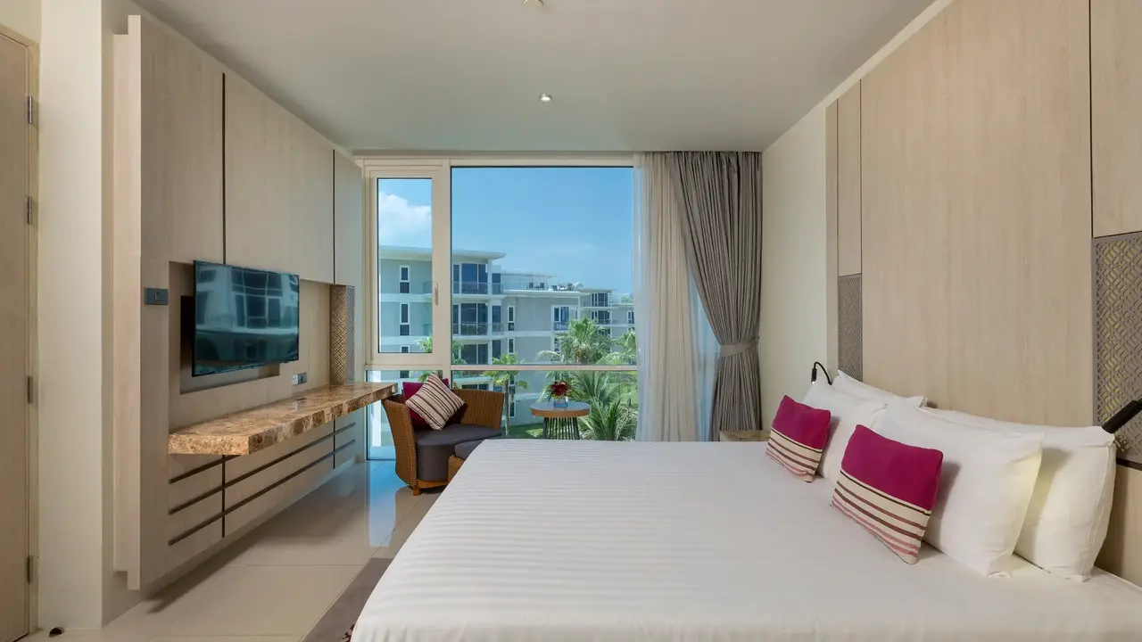 SPLASH BEACH RESORT (ex. GRAND WEST SANDS)