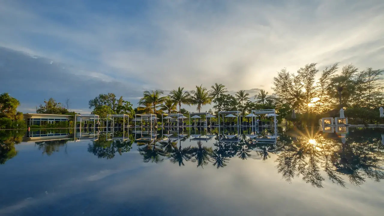 SPLASH BEACH RESORT (ex. GRAND WEST SANDS)