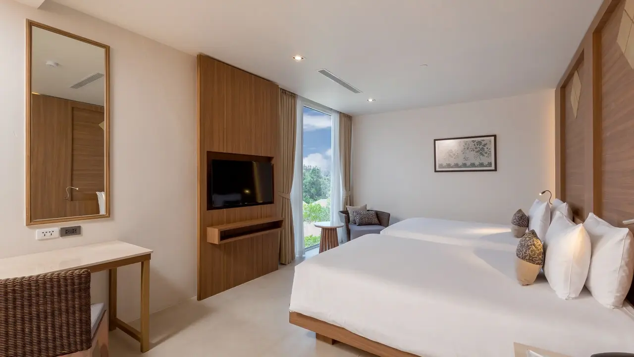 SPLASH BEACH RESORT (ex. GRAND WEST SANDS)