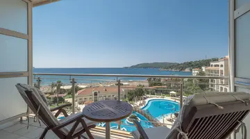 SPLENDID CONFERENCE & SPA RESORT