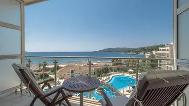 SPLENDID CONFERENCE & SPA RESORT
