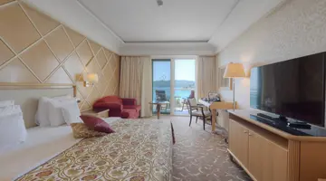 SPLENDID CONFERENCE & SPA RESORT