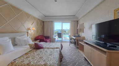 SPLENDID CONFERENCE & SPA RESORT