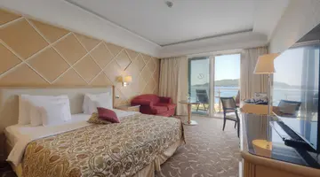 SPLENDID CONFERENCE & SPA RESORT