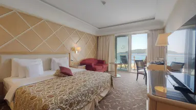 SPLENDID CONFERENCE & SPA RESORT