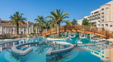 SPLENDID CONFERENCE & SPA RESORT