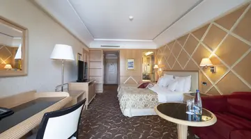 SPLENDID CONFERENCE & SPA RESORT