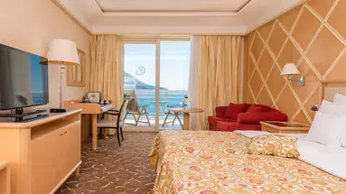 SPLENDID CONFERENCE & SPA RESORT
