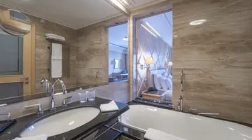 SPLENDID CONFERENCE & SPA RESORT