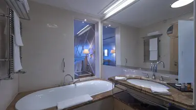SPLENDID CONFERENCE & SPA RESORT