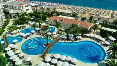 Splendid Spa Resort