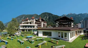 Sport & Spa Hotel Strass