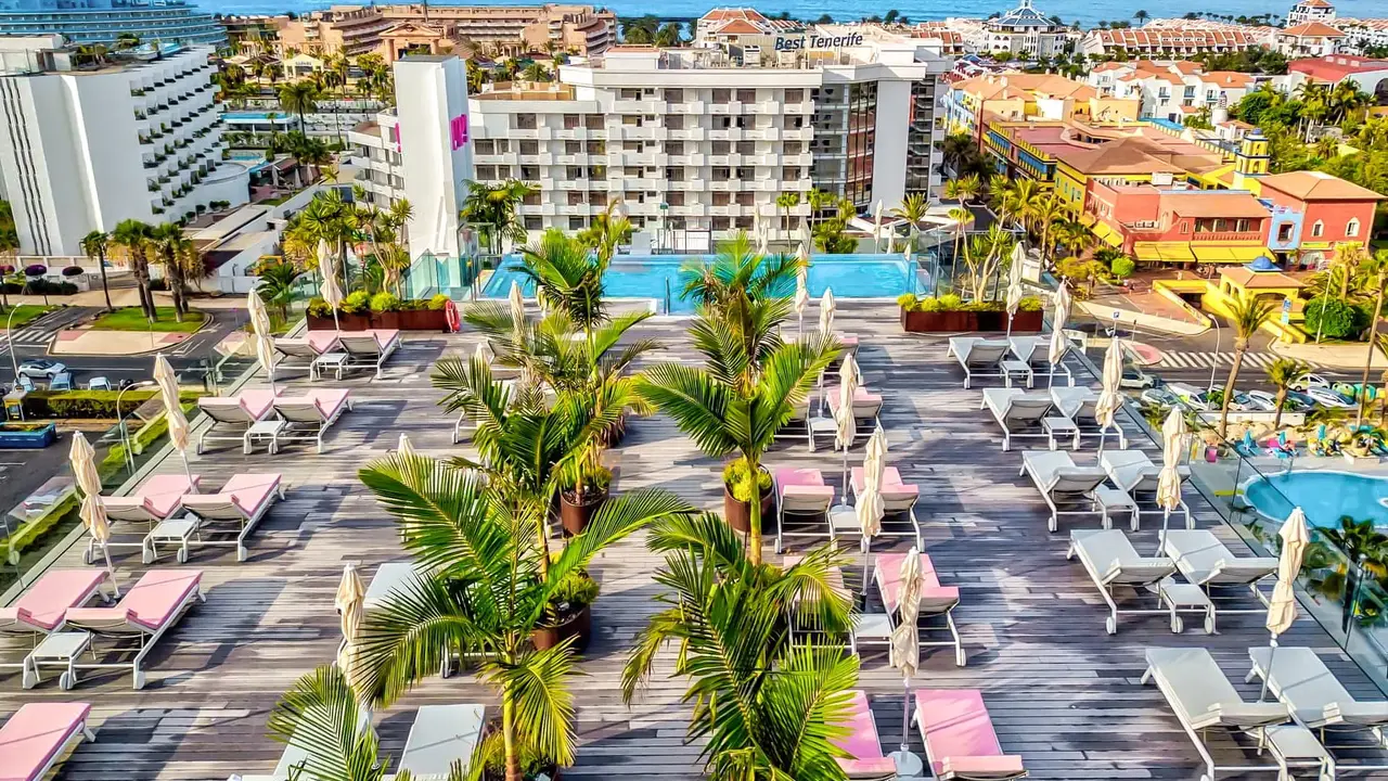 Spring Hotel Bitacora