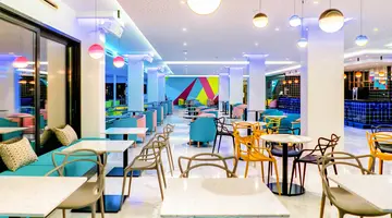 Spring Hotel Bitacora