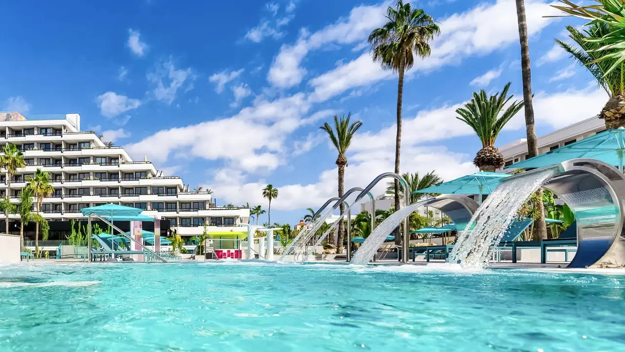 Spring Hotel Bitacora