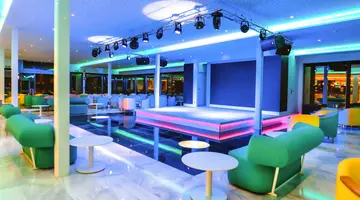Spring Hotel Bitacora