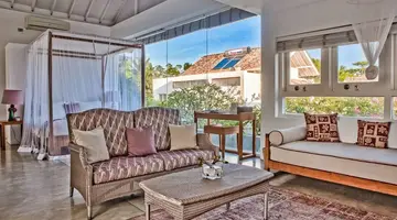 Sri Sharavi Beach Villas & Spa