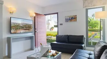 St. George Beach Hotel and Spa Resort - Adults Only