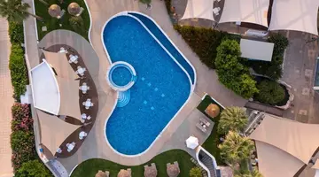 St. George Beach Hotel & Spa Resort