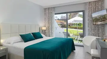 St. George Beach Hotel & Spa Resort